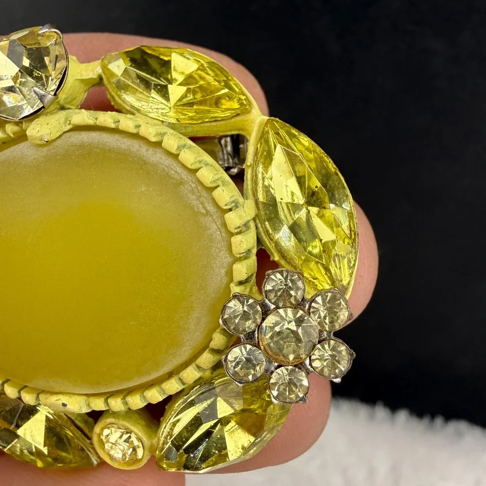 Vintage Brooch Yellow Enamel Rhinestone Floral Oval Pin